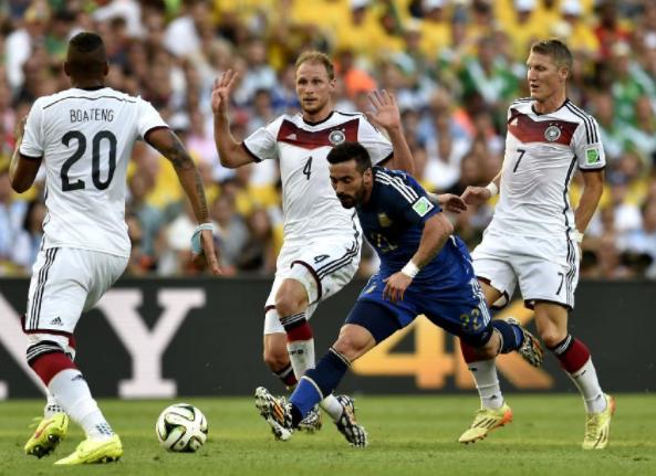 小法谈0-4失利：希望在惨败后成长，会看欧冠国米对阵红军